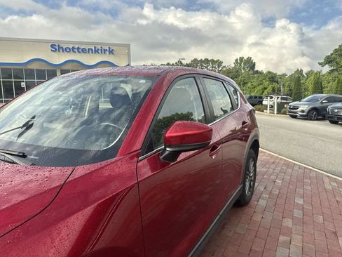 Used 2018 MAZDA CX-5 Sport w/ I-ACTIVSENSE Package FWD image 5