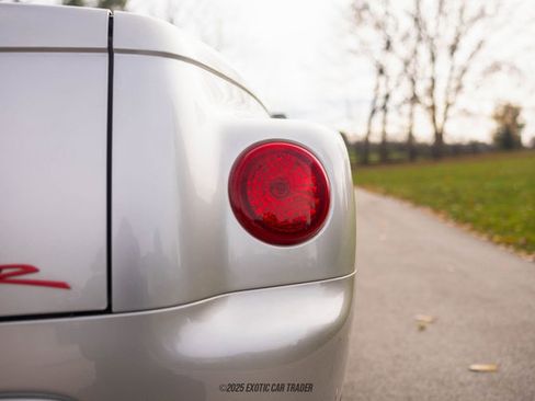 Used 2005 Chevrolet SSR w/ Preferred Equipment Group image 82