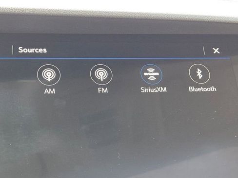 Used 2022 Buick Envision Avenir w/ Technology Package II image 23