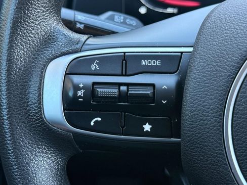 Certified 2025 Kia Sportage LX AWD/4WD image 30
