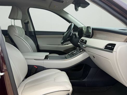 Used 2021 Hyundai Palisade Limited FWD image 12