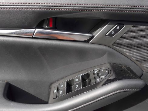 Used 2025 MAZDA MAZDA3 s image 11