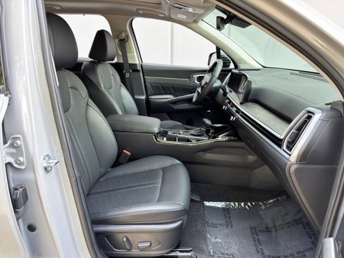Used 2026 Kia Sorento SX AWD/4WD image 15