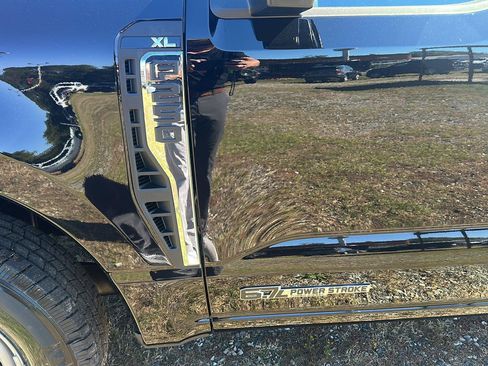 New 2026 Ford F250 XL RWD image 9