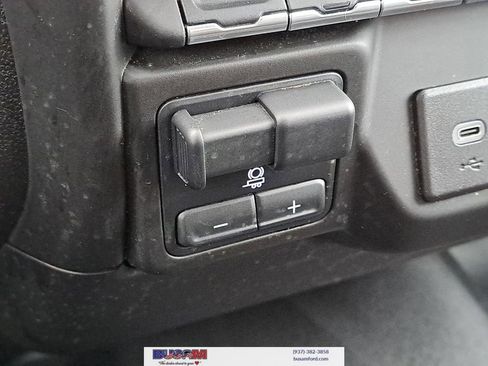 Used 2024 Chevrolet Silverado 2500 Custom w/ Custom Value Package image 18