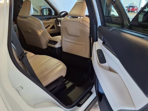 Used 2023 INFINITI QX60 Luxe w/ Cargo Package AWD/4WD image 27