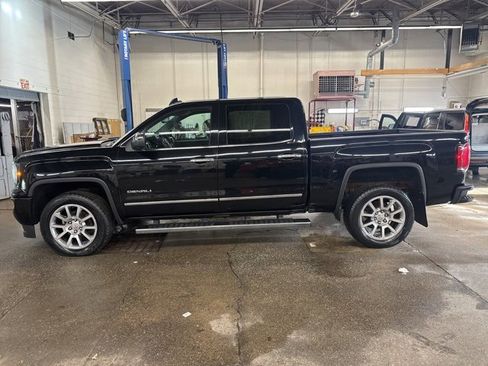 Used 2018 GMC Sierra 1500 Denali image 3