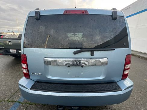 Used 2012 Jeep Liberty Sport image 5