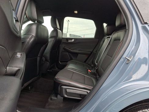 Certified 2024 Ford Escape ST-Line w/ Tech Pack #1 AWD/4WD image 10