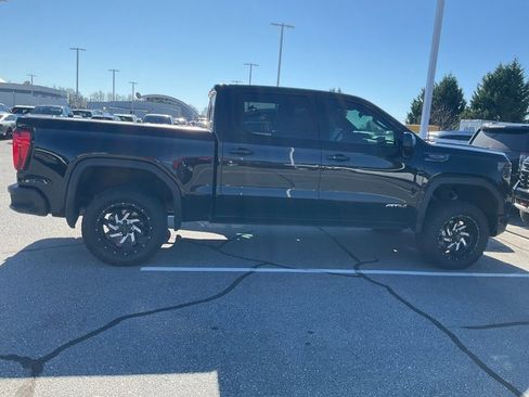 Used 2023 GMC Sierra 1500 AT4 w/ AT4 Preferred Package image 7