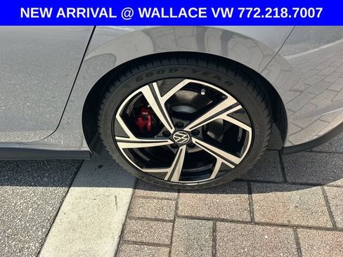 Used 2024 Volkswagen GTI SE FWD image 11