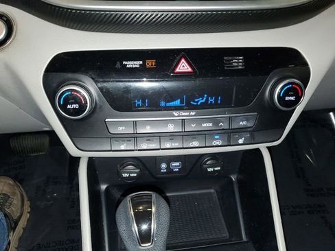 Used 2020 Hyundai Tucson SEL w/ Cargo Package image 18