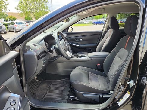 Used 2023 Nissan Sentra SR w/ Midnight Edition Package FWD image 14