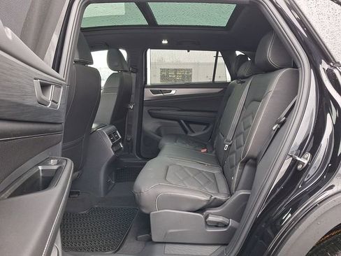 New 2026 Volkswagen Atlas Cross Sport SE image 5