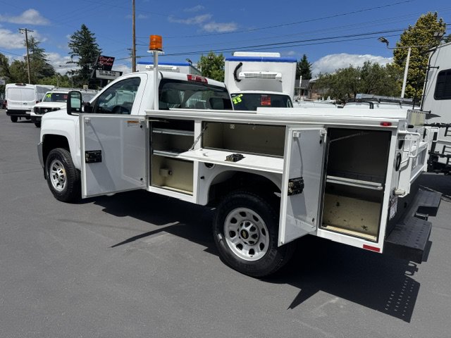 Used 2016 Chevrolet Silverado 3500 W/T RWD image 3