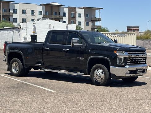 Used 2022 Chevrolet Silverado 3500 LTZ w/ LTZ Texas Edition AWD/4WD image 2