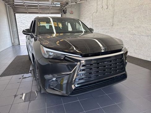 New 2026 Lexus TX 350 AWD image 2