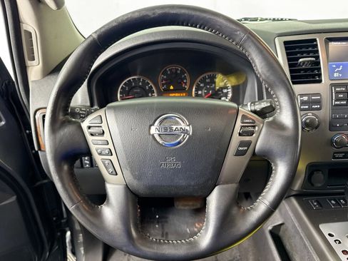 Used 2014 Nissan Armada Platinum image 12