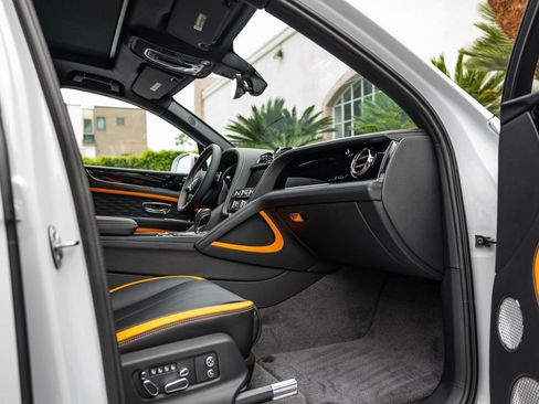 New 2026 Bentley Bentayga Speed AWD/4WD image 36