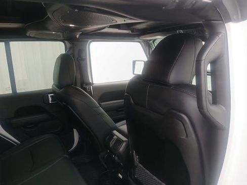 Used 2024 Jeep Wrangler High Altitude AWD/4WD image 25