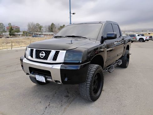 Used 2014 Nissan Titan SV w/ SV Value Truck Package image 1