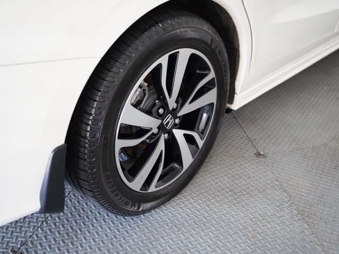 Used 2018 Honda Odyssey Elite image 62