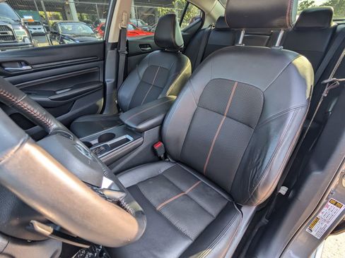 Used 2022 Nissan Altima 2.5 SR image 16
