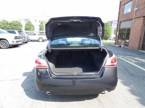 Used 2013 Nissan Altima 2.5 S image 9