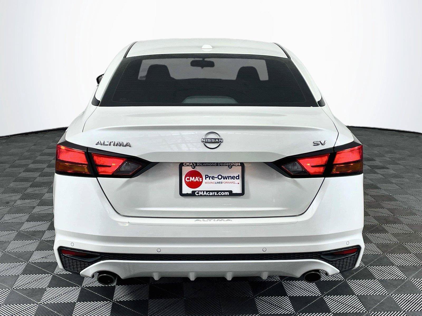 Used 2024 Nissan Altima 2.5 SV w/ SV Premium Package FWD image 7