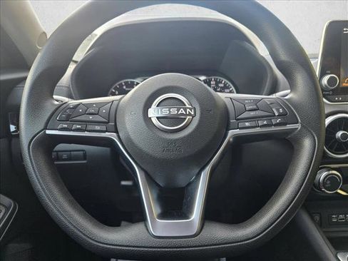 Used 2024 Nissan Sentra SV image 10