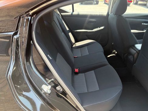 Used 2025 Nissan Sentra SV w/ Trunk Package FWD image 14