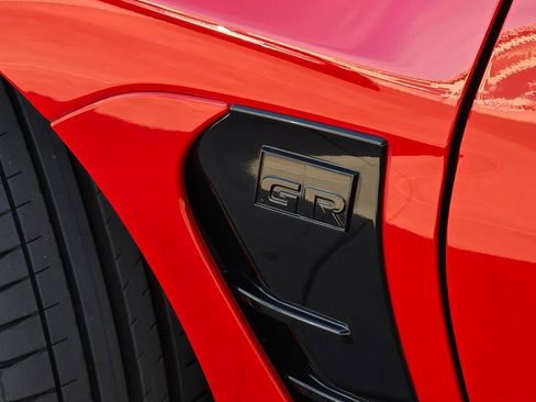 Used 2024 Toyota GR86 Premium image 20