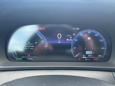 Used 2024 Toyota Crown XLE image 17