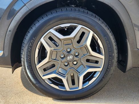 Certified 2023 Hyundai Santa Fe Limited FWD image 9