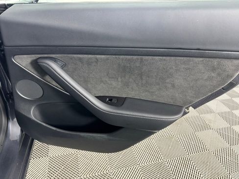 Used 2023 Tesla Model 3 Standard Range image 25