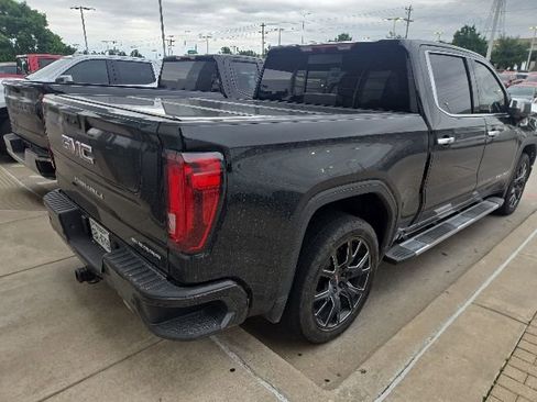 Used 2022 GMC Sierra 1500 Denali AWD/4WD image 4