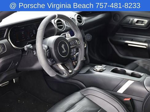 Used 2021 Ford Mustang Shelby GT500 w/ Technology Package RWD image 4