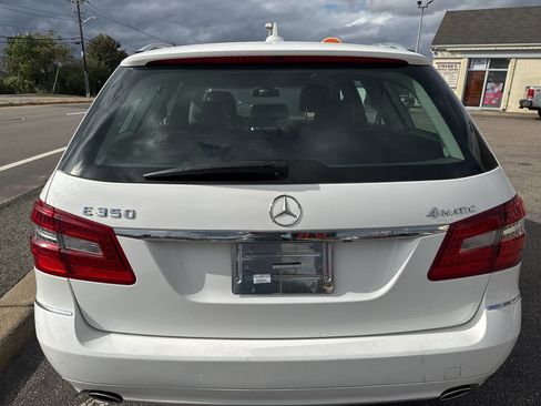 Used 2013 Mercedes-Benz E 350 4MATIC Wagon image 4
