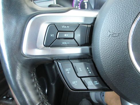 Used 2022 Ford Mustang GT Premium w/ Equipment Group 401A RWD image 21