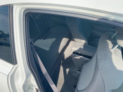 Used 2011 Honda Civic LX image 19