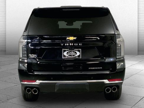 Used 2025 Chevrolet Tahoe Premier AWD/4WD image 3