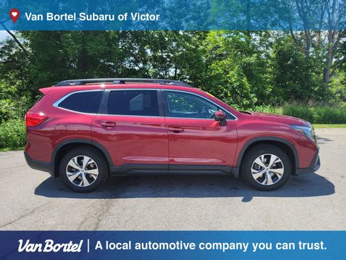 Certified 2023 Subaru Ascent Premium w/ Convenience Package AWD/4WD image 6