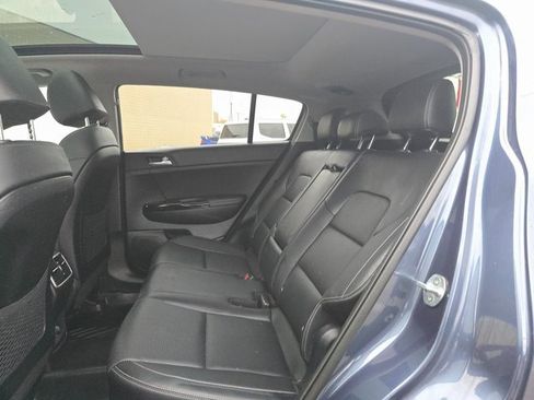 Used 2021 Kia Sportage EX w/ EX Technology Package image 13