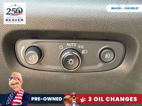 Used 2019 Chevrolet Traverse LT FWD image 34