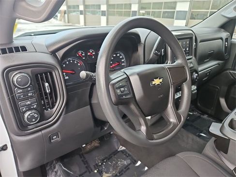 Used 2021 Chevrolet Silverado 1500 Custom image 18