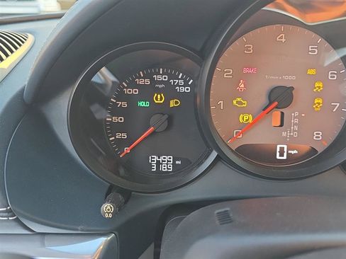Used 2019 Porsche 718 Boxster S RWD image 12
