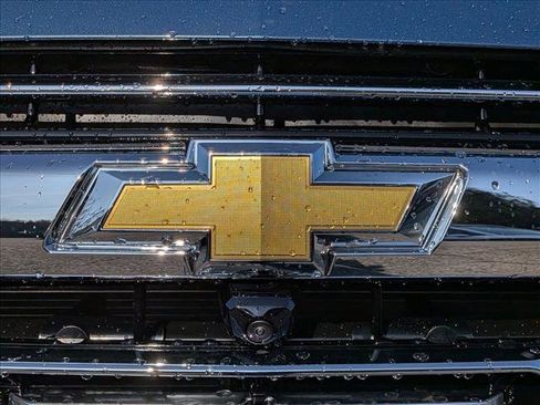 New 2026 Chevrolet Suburban Premier image 17