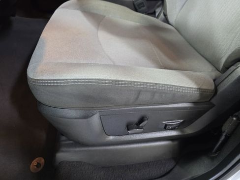 Used 2024 RAM 2500 Big Horn image 27