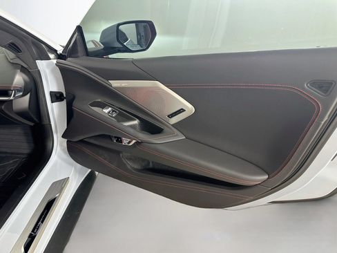 Used 2023 Chevrolet Corvette Stingray Premium Cpe w/ Z51 Performance Package RWD image 39