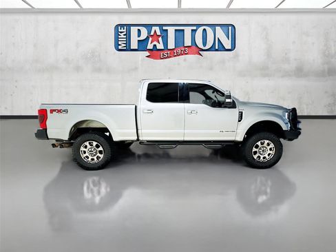 Certified 2022 Ford F250 Lariat w/ Lariat Ultimate Package image 8